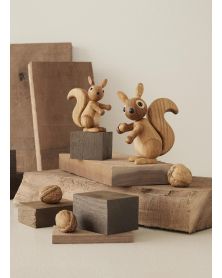 Lot de 6 Peanut Baby écureuil, Figurine en bois par Chresten Sommer, Spring Copenhagen